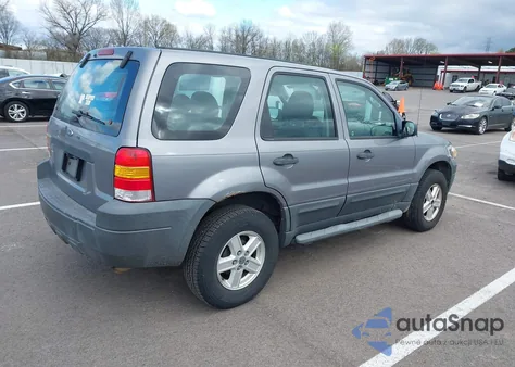 2007 Ford Escape Xls/Xls Manual z USA, uszkodzony, nr VIN 1FMYU92Z67KB78478